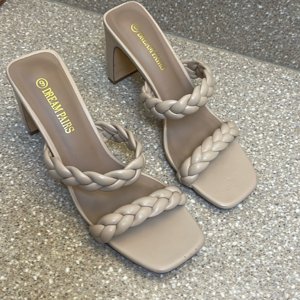 Dreampairs braided heeled sandal size 9